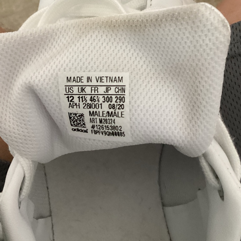 Adidas Classic White and Green Shoes - Picture 7 of 10